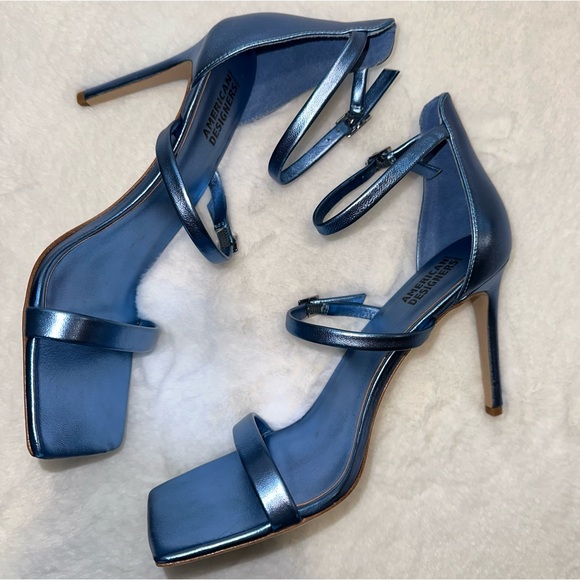 American Designers Badgley Mischka Vogue Metallic Stiletto - Picture 8 of 9